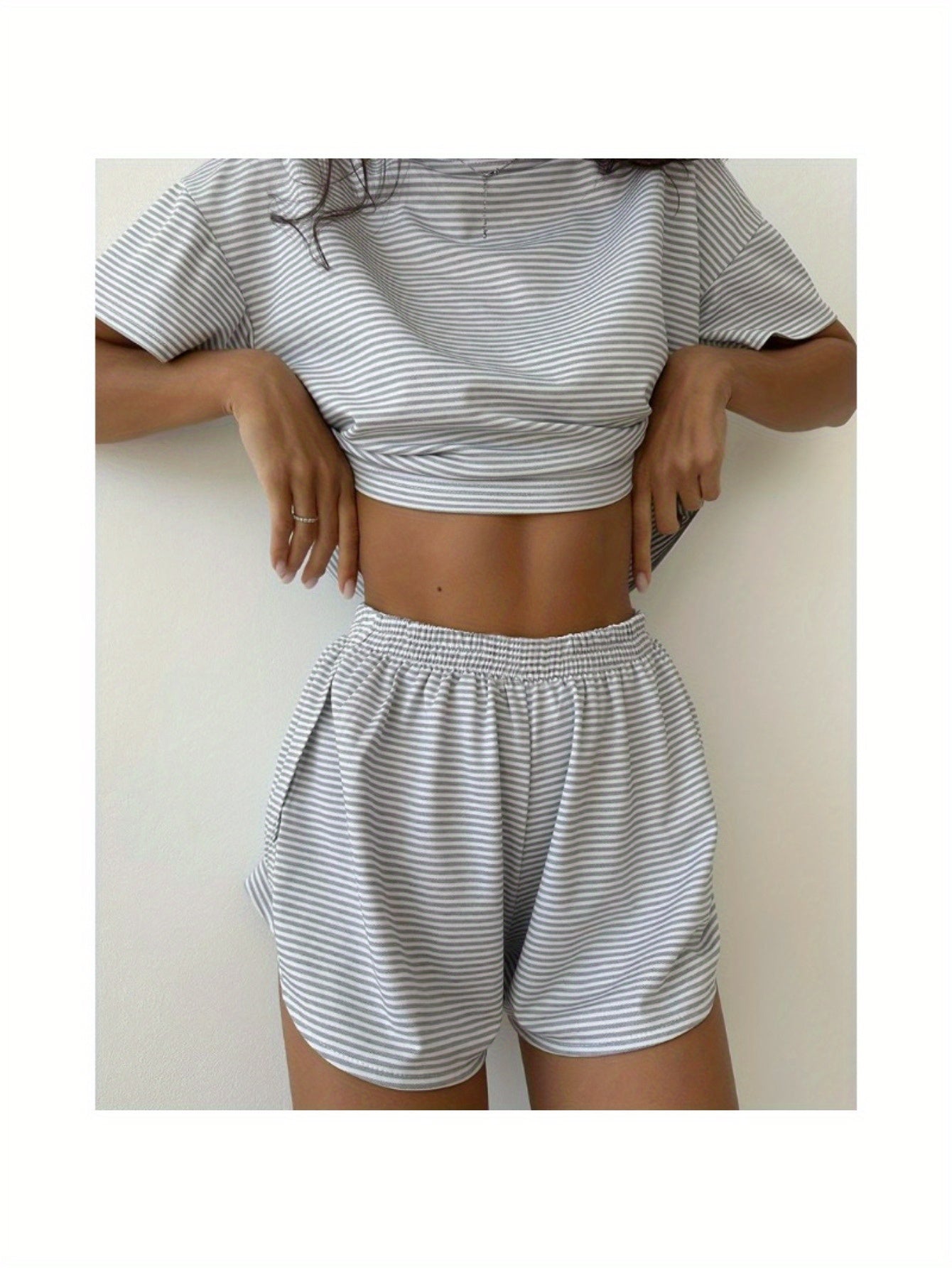 Knitted striped pajamas with loose short sleeves and slit shorts set, fashionable home clothing set, women can wear it outside