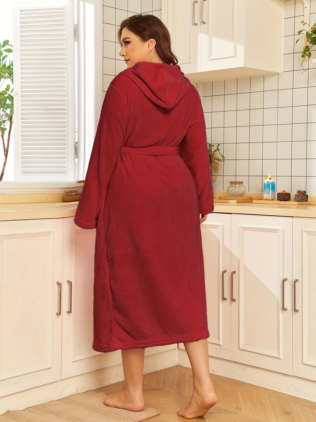 Warm and Comfortable Women's Large Size Hooded Robe - Soft Long-sleeved Pajamas Homewear for Fall and Winter - Leisure Facecloth Bathrobe
