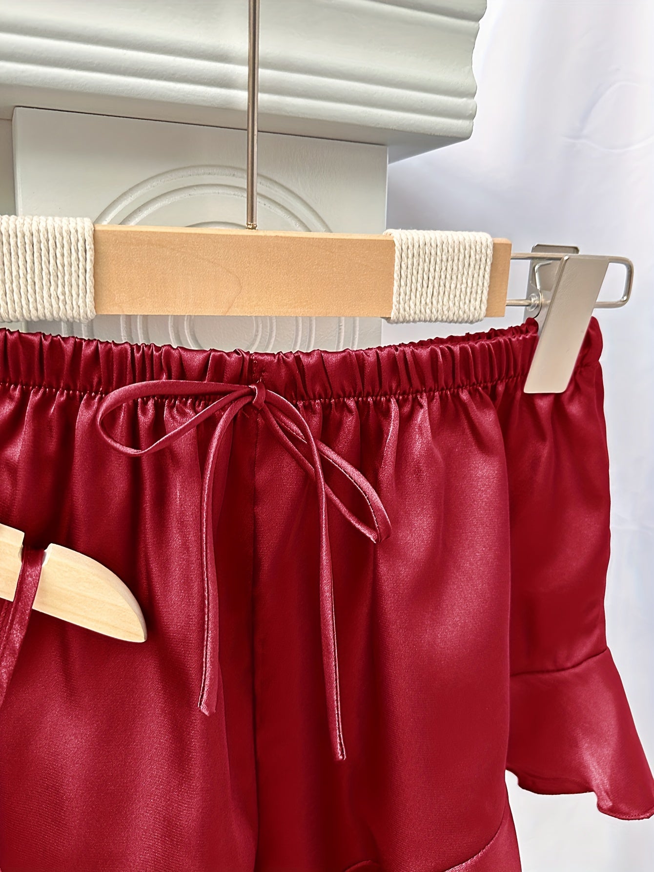 Elegant 5-Piece Women’s Satin Sleep Set: V-Neck, Lace Detail, All-Season Loungewear & Pajamas