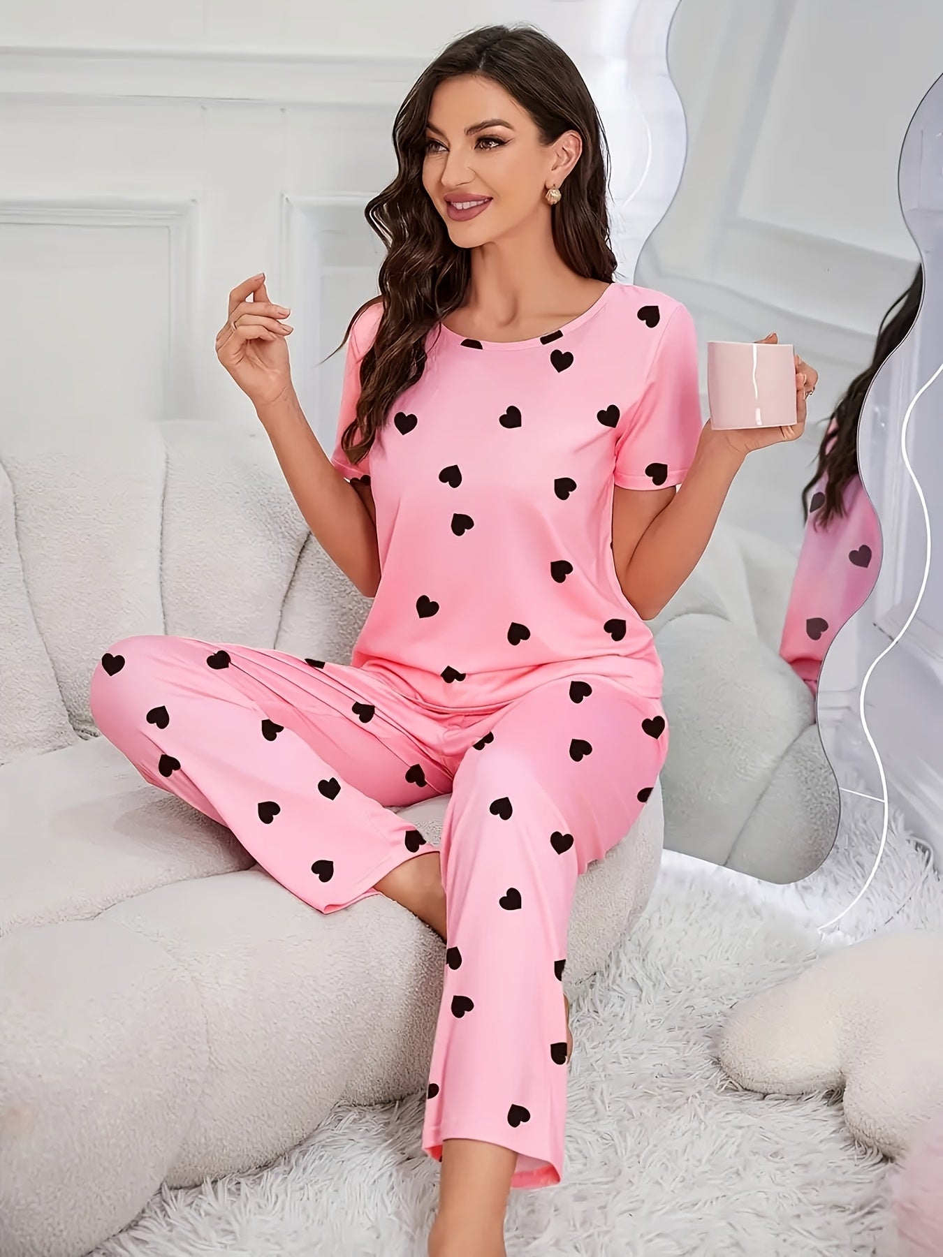 2pcs Sets Women's Heart Print Pajamas Set, Casual Comfortable Short Sleeve T-Shirt & Elastic Waist Trousers Pj Set, Ladies Sleepwear for All Seasons