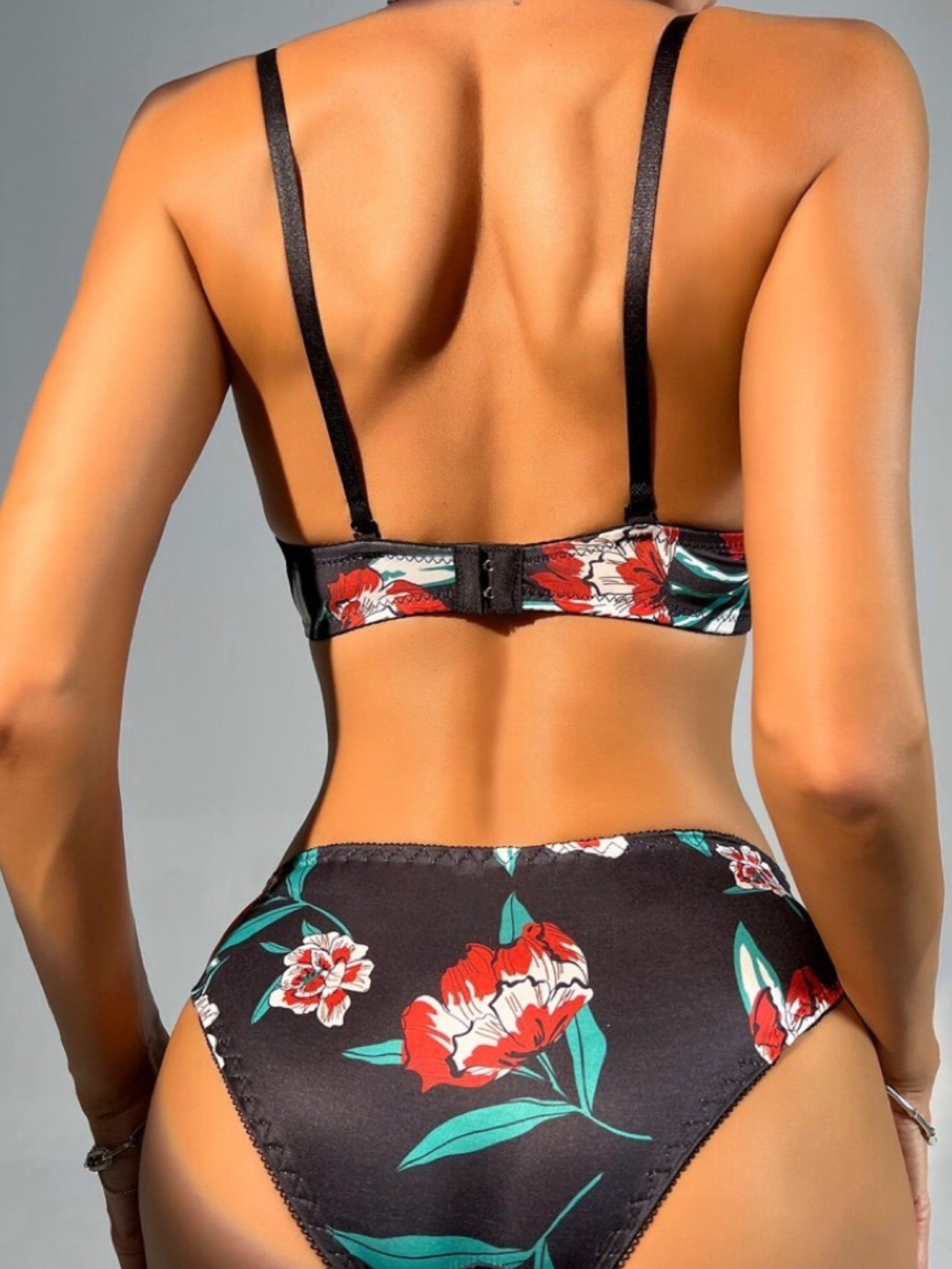 Romantic Floral Print Lingerie Set - Bow Tie Push Up Bra with Elastic Panties - Womens Comfortable & Seductive Underwear Pair for Everyday Glamour