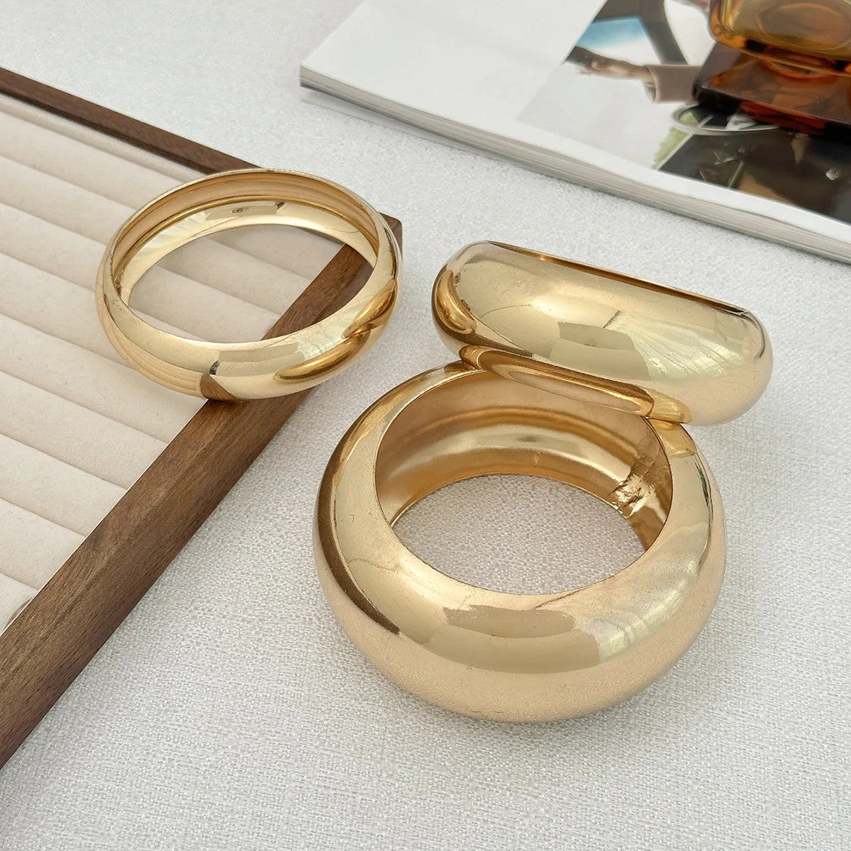 Exaggerated Big Punk Smooth Metal Wide Spring Bangles for Women Vintage Gold Color Arm Chunky Braceles Grunge Jewelry Steampunk