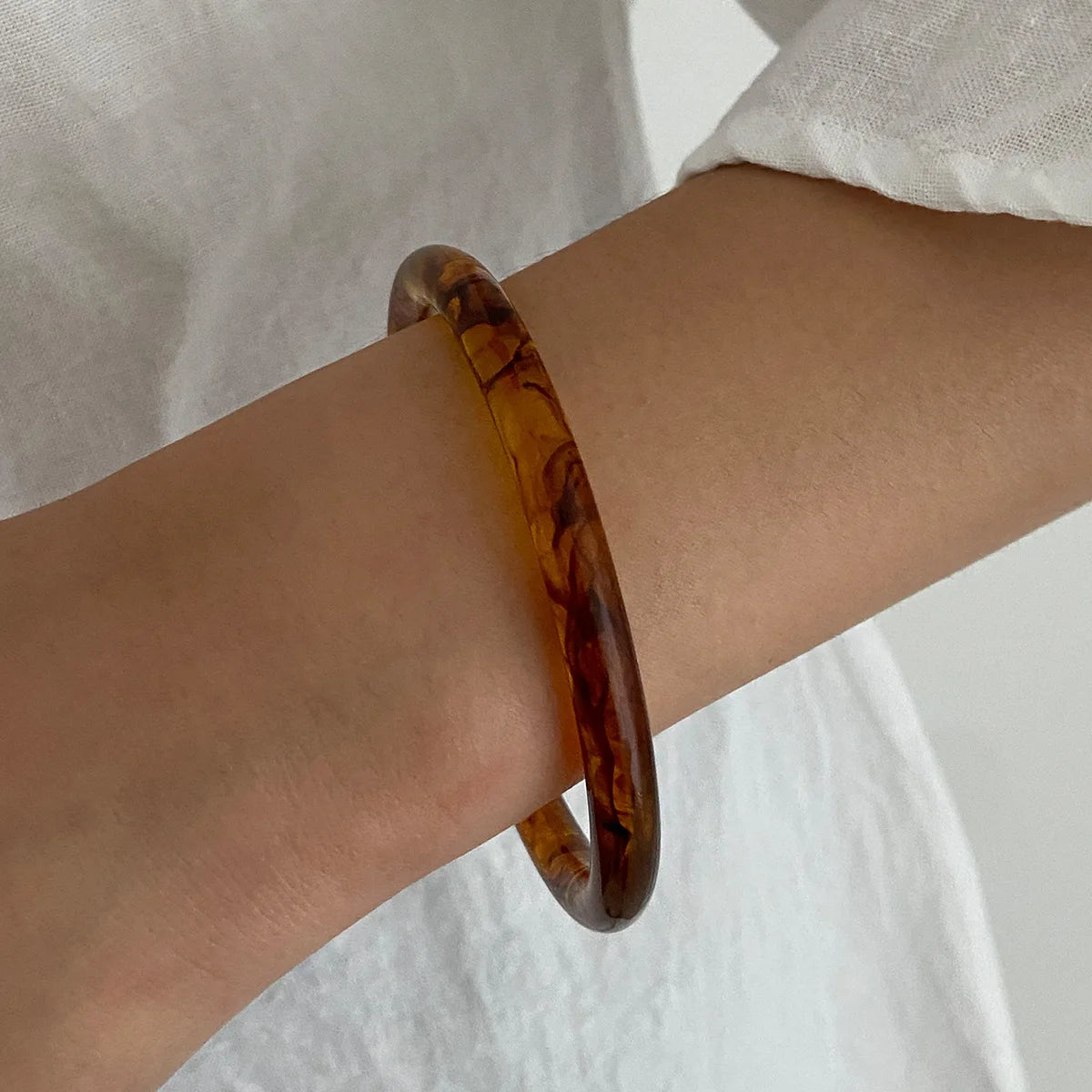 Vintage Irregular Acrylic Resin Chunky Spring Bangles for Women Punk Geometric Metal Cuff Wide Bracelets Pulseras Mujer Jewelry