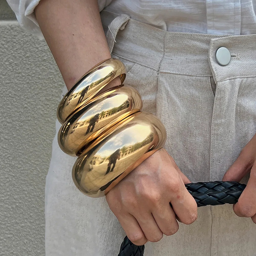 Exaggerated Big Punk Smooth Metal Wide Spring Bangles for Women Vintage Gold Color Arm Chunky Braceles Grunge Jewelry Steampunk