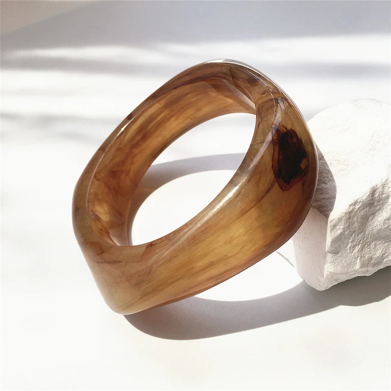 UJBOX Wholesale 63/65mm Size Irregular Square Acrylic Bangle Bracelet for Women Vintage Wedding Party Jewelry Waterproof