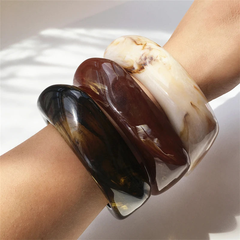 UJBOX Wholesale 63/65mm Size Irregular Square Acrylic Bangle Bracelet for Women Vintage Wedding Party Jewelry Waterproof