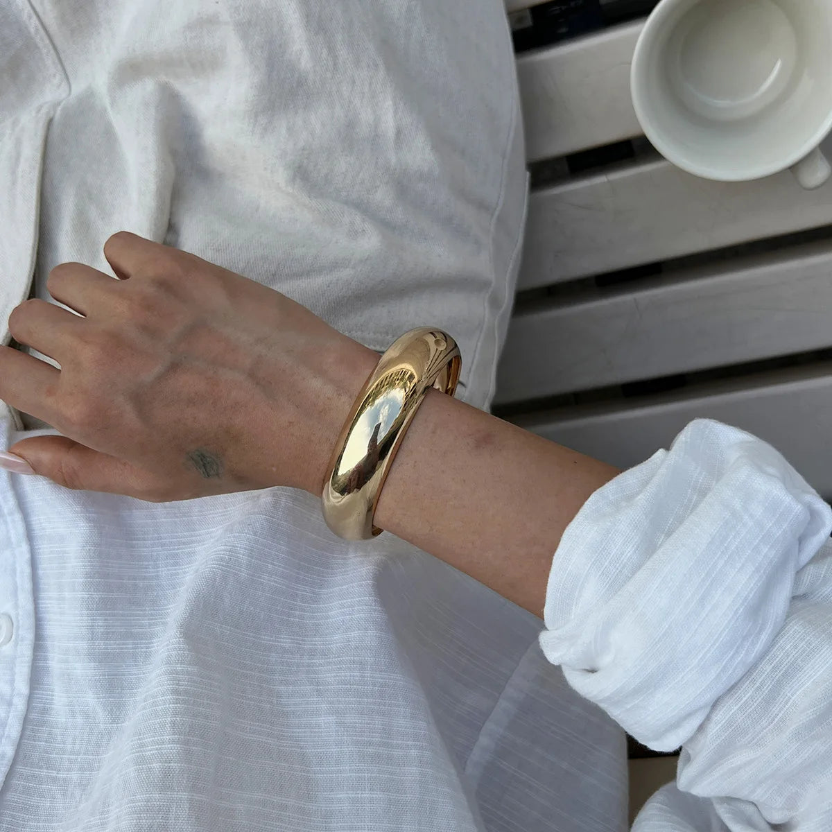 Exaggerated Big Punk Smooth Metal Wide Spring Bangles for Women Vintage Gold Color Arm Chunky Braceles Grunge Jewelry Steampunk
