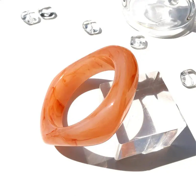 UJBOX Wholesale 63/65mm Size Irregular Square Acrylic Bangle Bracelet for Women Vintage Wedding Party Jewelry Waterproof