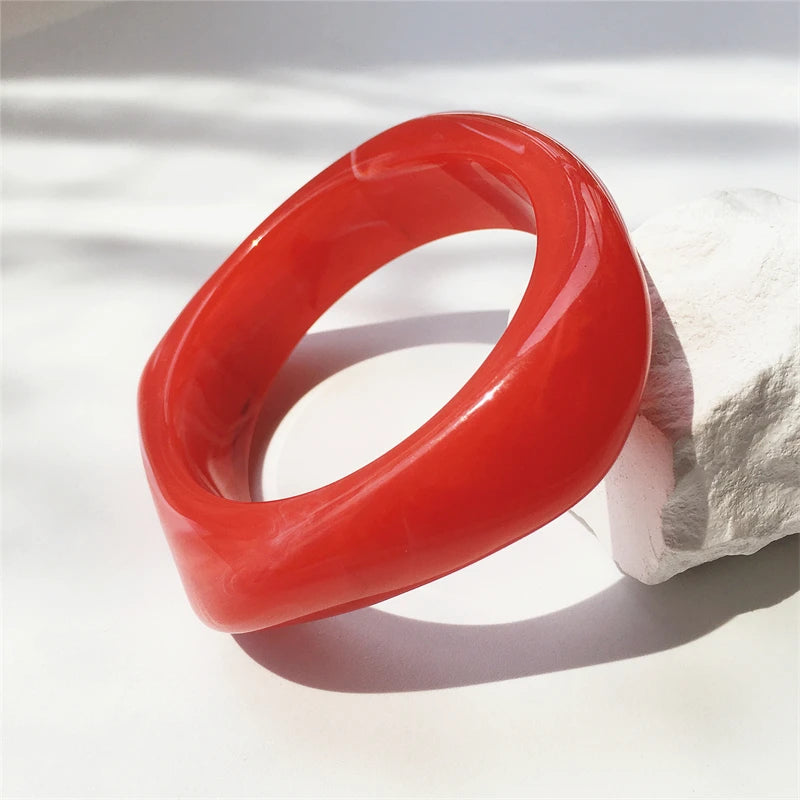 UJBOX Wholesale 63/65mm Size Irregular Square Acrylic Bangle Bracelet for Women Vintage Wedding Party Jewelry Waterproof