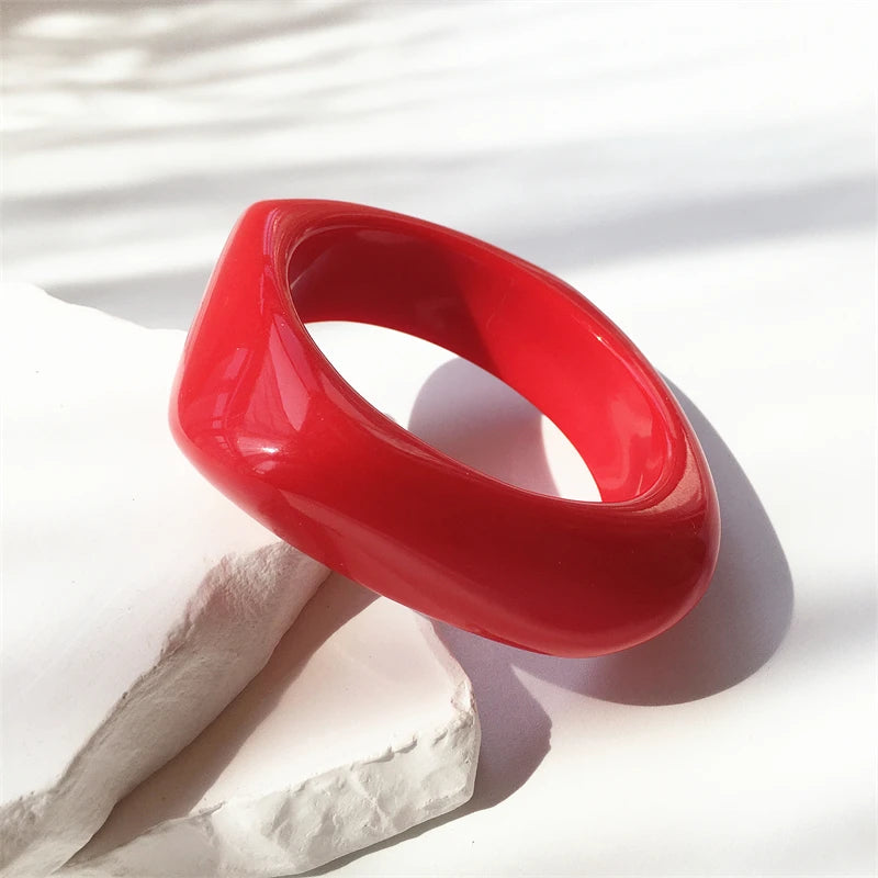 UJBOX Wholesale 63/65mm Size Irregular Square Acrylic Bangle Bracelet for Women Vintage Wedding Party Jewelry Waterproof