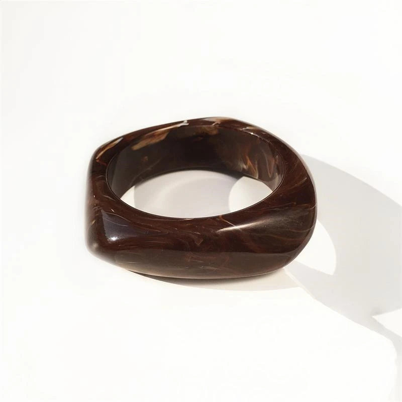UJBOX Wholesale 63/65mm Size Irregular Square Acrylic Bangle Bracelet for Women Vintage Wedding Party Jewelry Waterproof