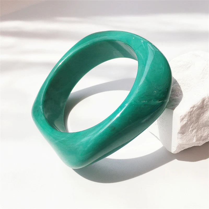 UJBOX Wholesale 63/65mm Size Irregular Square Acrylic Bangle Bracelet for Women Vintage Wedding Party Jewelry Waterproof