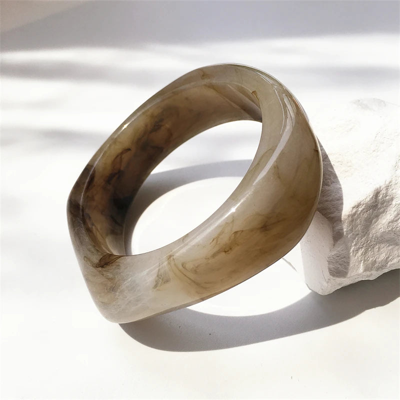 UJBOX Wholesale 63/65mm Size Irregular Square Acrylic Bangle Bracelet for Women Vintage Wedding Party Jewelry Waterproof