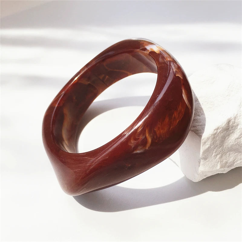 UJBOX Wholesale 63/65mm Size Irregular Square Acrylic Bangle Bracelet for Women Vintage Wedding Party Jewelry Waterproof