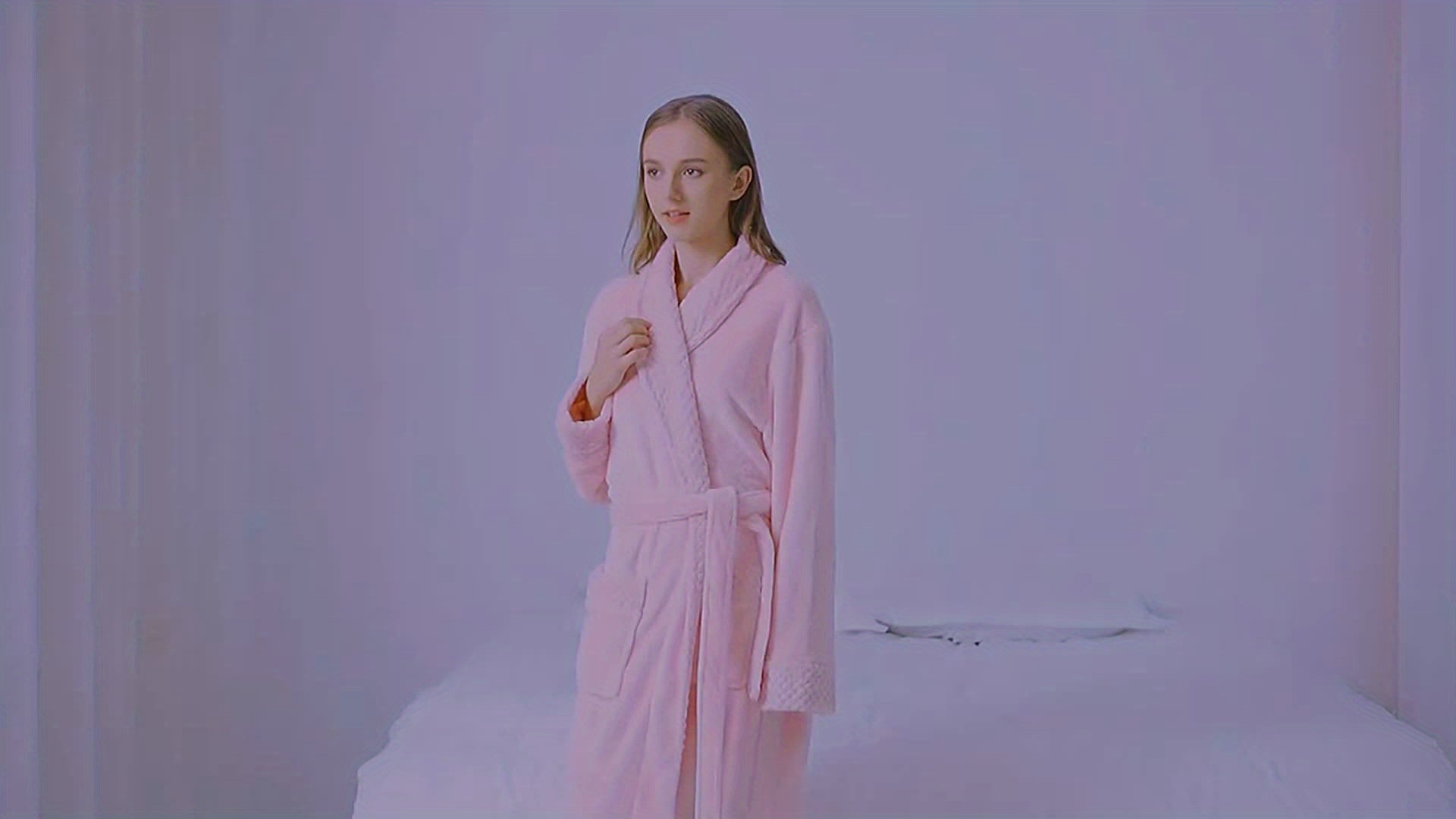 1pc Autumn Winter Flannel Bathrobe, Soft And Skin-friendly Pajamas, Thickened Unisex Nightgown, Warm Long Robe Sleepwear For Home, Bathroom Supplies, Bathroom Accessory