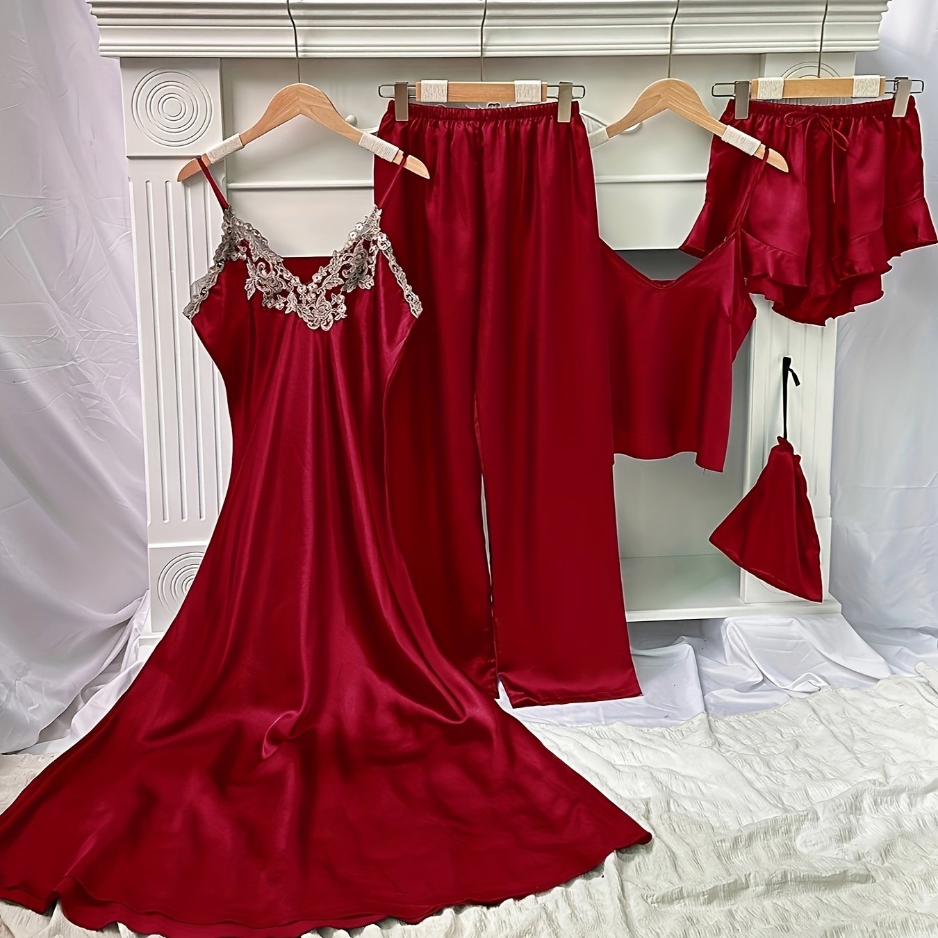 Elegant 5-Piece Women’s Satin Sleep Set: V-Neck, Lace Detail, All-Season Loungewear & Pajamas
